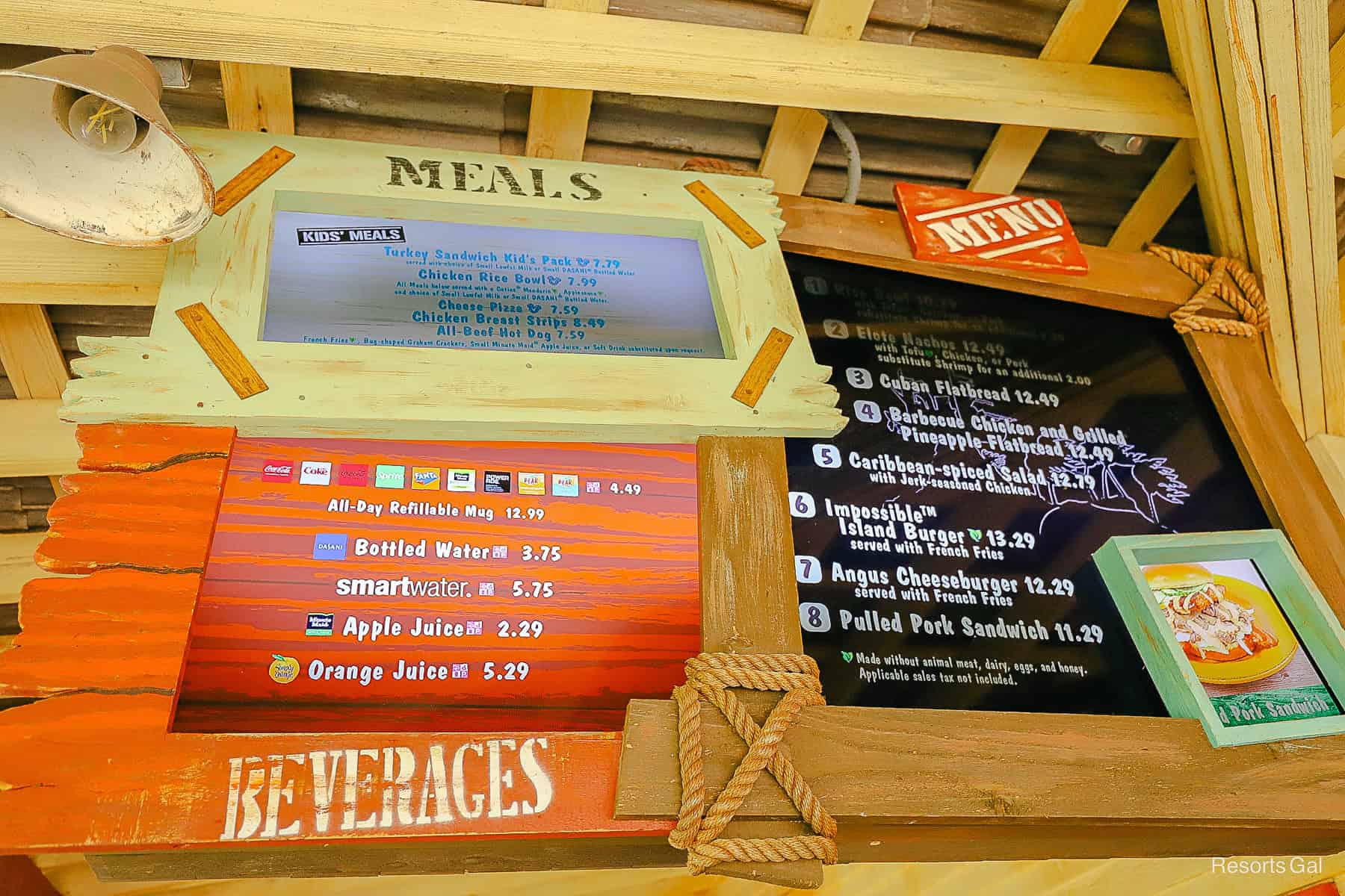 Leaning Palms menu board 