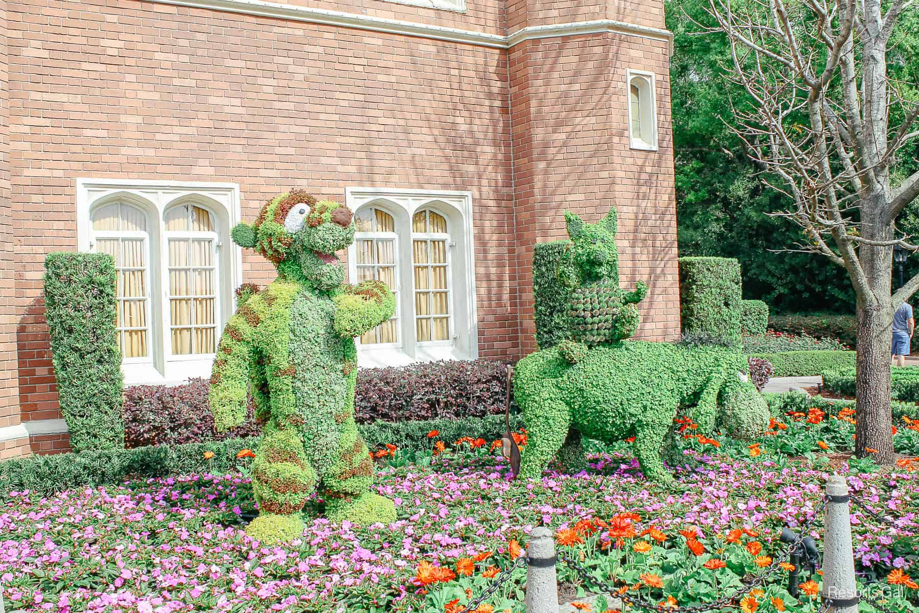 Tigger and Piglet with Eeyore, Piglet has a body made of succulents 