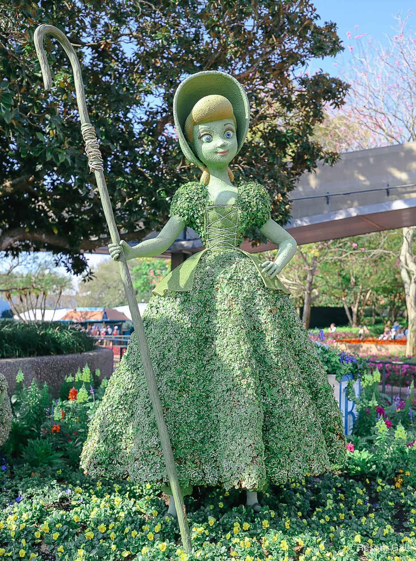 Bo Peep with a green leaf dress. 